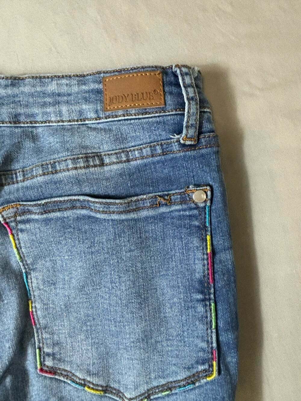 Judy Blue Mid Rise Skinny Jeans Womens 11/30 Blue Stretch Embroidered Distressed